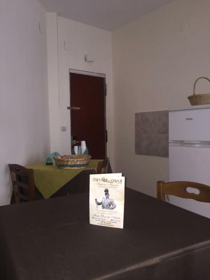 B&B Napoli Napoli Exterior photo